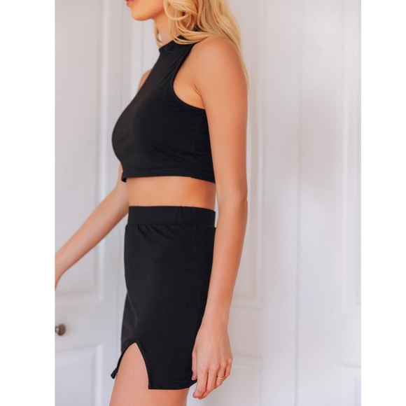 2 Piece Black Outfit Tank Crop Top + Mini Skirt - Picture 4 of 6